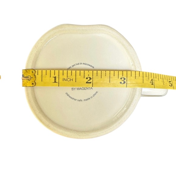 Rae Dunn HUGS KISSES Mug Two Sided White Red Interior NWT 2017 OG - Picture 15 of 15